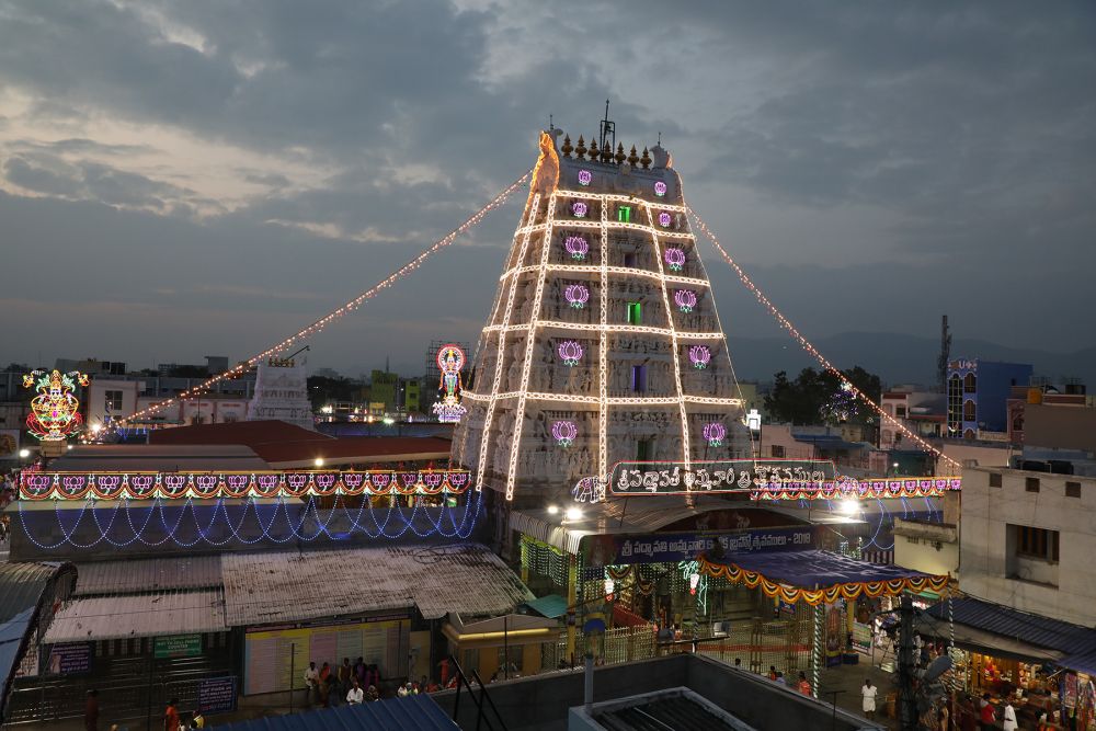 Best Architectural and Goddess Alamelumanga Temple in Thiruchanur